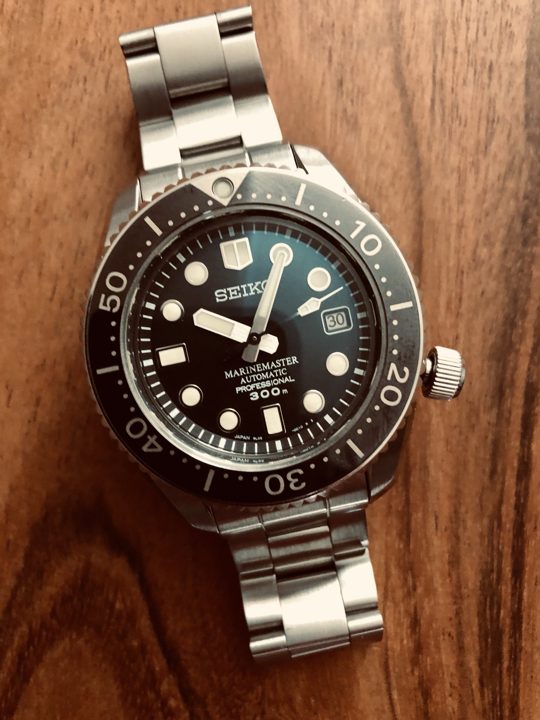 Seiko MarineMaster 300 SBDX017 watch